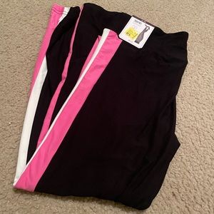 Black and pink plus size leggings